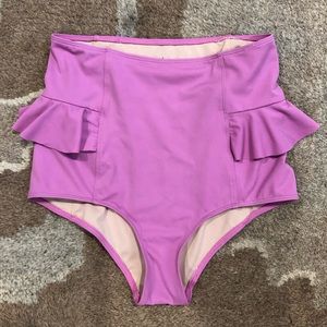 Kortni Jeane bottoms